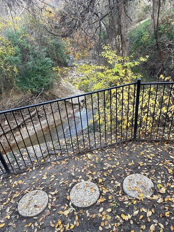 6315 Campbell Road, Unit 602 Dallas, TX 75248 - Photo 12 of 40 a view of a chairs