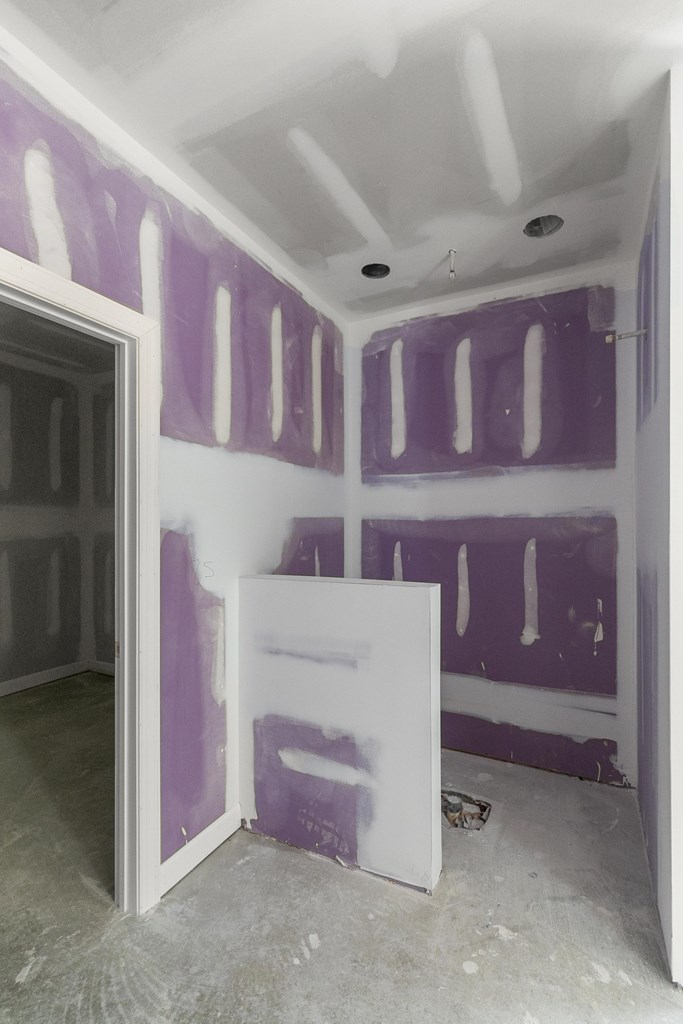 2236 Roney Road Dothan, AL 36303 - Photo 33 of 52 Walk in shower