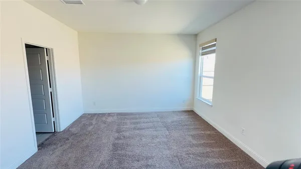 $2,100 | 2512 Wheeler Avenue, Aubrey, TX 76227