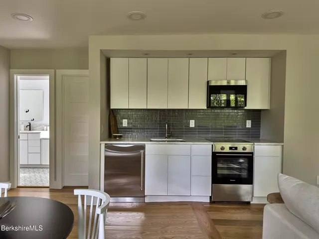 $3,250,000 | 1333 Norfolk Road, New Marlborough, MA 01259