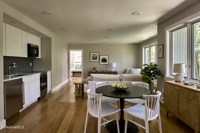 $3,250,000 | 1333 Norfolk Road, New Marlborough, MA 01259