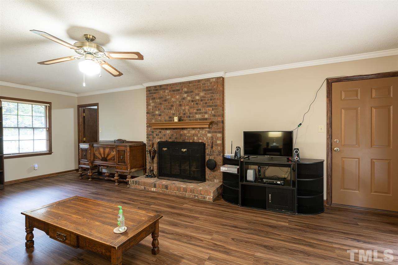7629 Jenks Road Apex, NC 27523 - Photo 11 of 30 Gallery Image 11