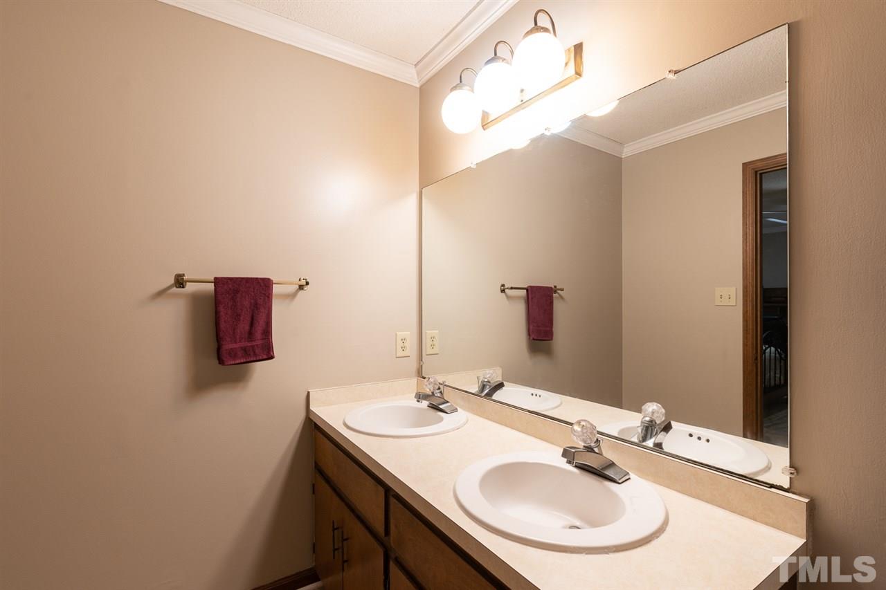 7629 Jenks Road Apex, NC 27523 - Photo 23 of 30 Gallery Image 23