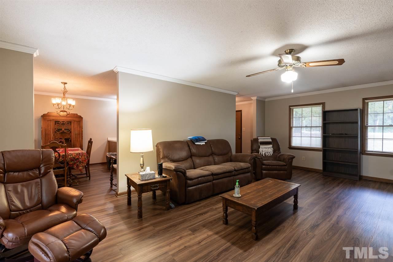 7629 Jenks Road Apex, NC 27523 - Photo 7 of 30 Gallery Image 7