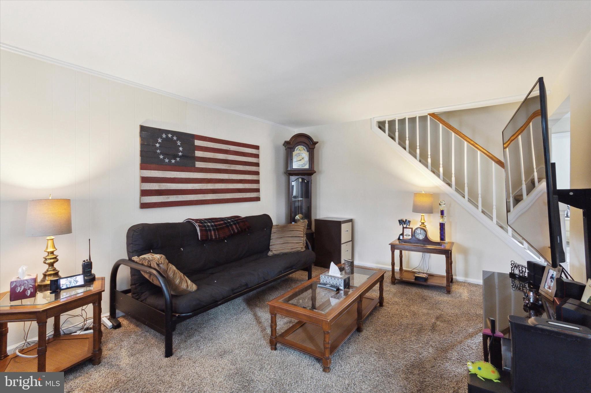 959 Kingsman Road Boothwyn, PA 19061 - Photo 3 of 15