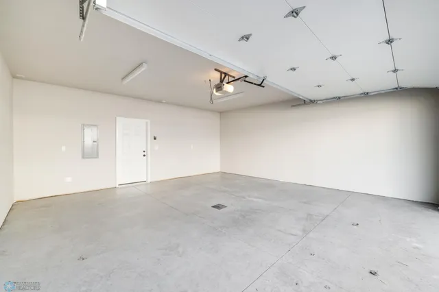 $449,900 | 5883 41st Street South, Fargo, ND 58104