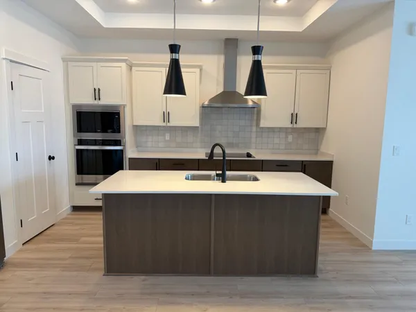 $449,900 | 5883 41st Street South, Fargo, ND 58104