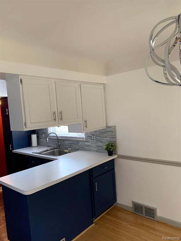 21654 Newcastle Road Harper Woods, MI 48225 - Photo 14 of 27