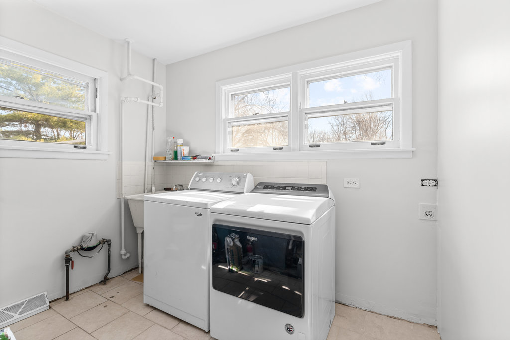 3047 Olive Road Homewood, IL 60430 - Photo 12 of 15