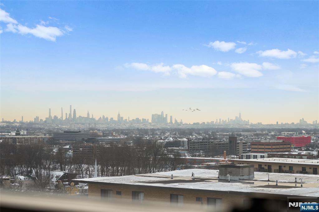 280 Prospect, Unit 9H Hackensack, NJ 07601 - Photo 1 of 37 a view of a city
