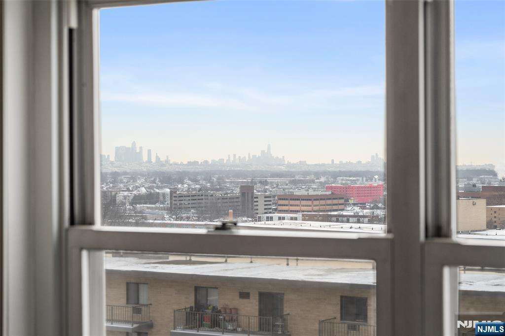 280 Prospect, Unit 9H Hackensack, NJ 07601 - Photo 18 of 37 a view of a city from a building