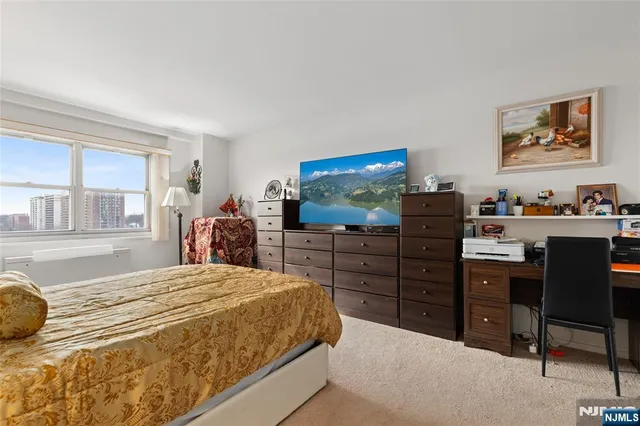 $215,000 | 280 Prospect, Unit 9H, Hackensack, NJ 07601