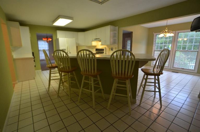 655 Caudill Road Stanton, KY 40380 - Photo 30 of 60 Eat-in-kitchen!