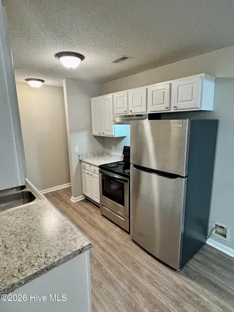 $825 | 1231 Westpointe Drive, Unit 2, Greenville, NC 27834