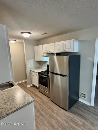 $825 | 1231 Westpointe Drive, Unit 2, Greenville, NC 27834