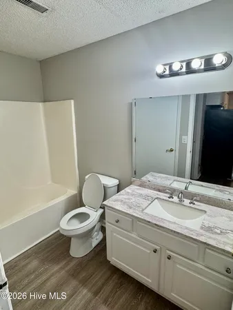 $825 | 1231 Westpointe Drive, Unit 2, Greenville, NC 27834