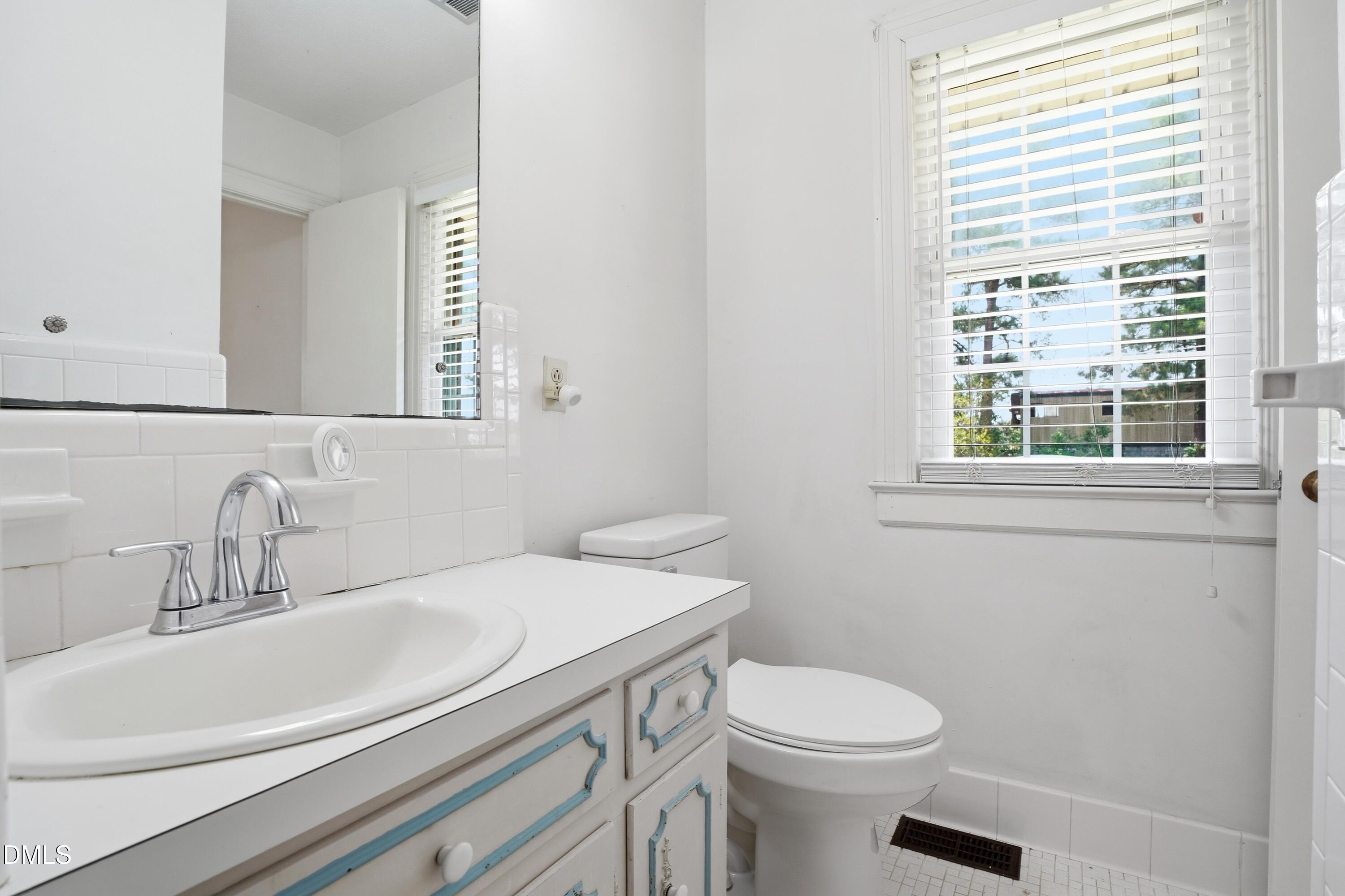 6359 Flowers Road Wilson, NC 27893 - Photo 20 of 54