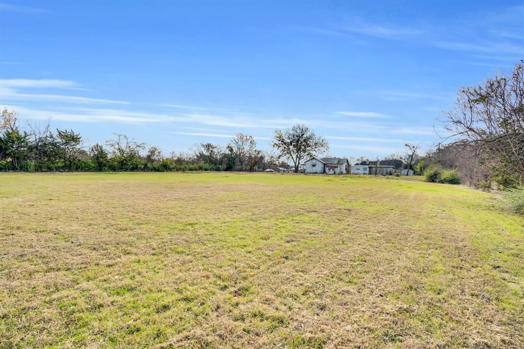 3107 Russell Road Arlington, TX 76001 - Photo 17 of 37