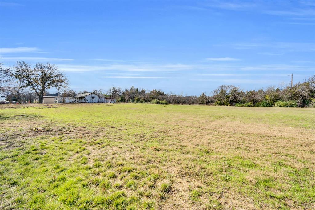 3107 Russell Road Arlington, TX 76001 - Photo 19 of 37