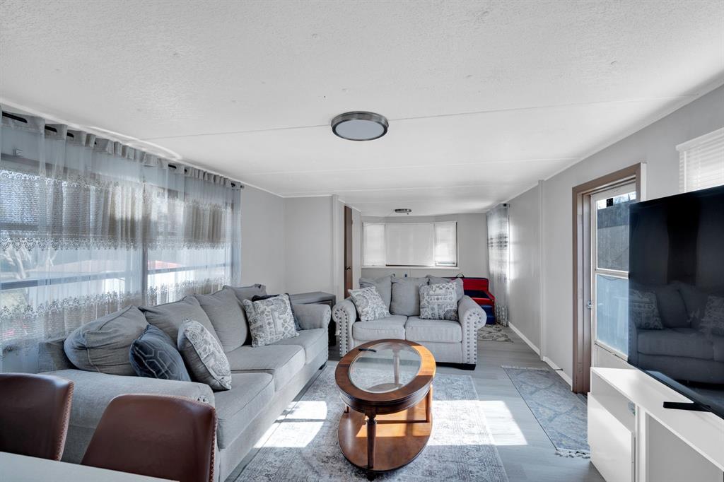 3107 Russell Road Arlington, TX 76001 - Photo 28 of 37 Mobile 2