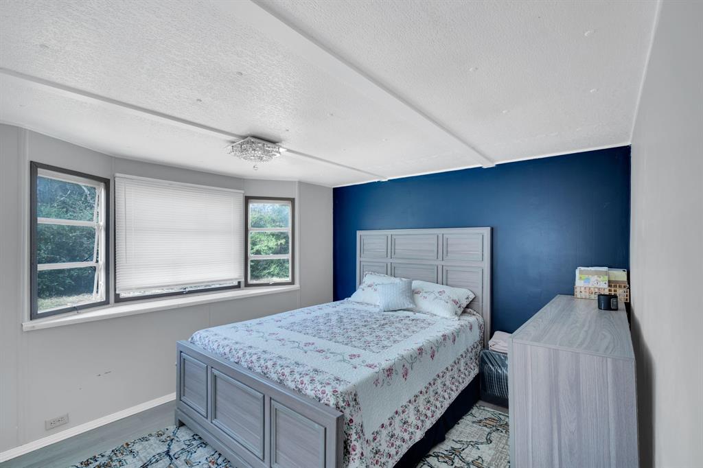 3107 Russell Road Arlington, TX 76001 - Photo 30 of 37 Mobile 2