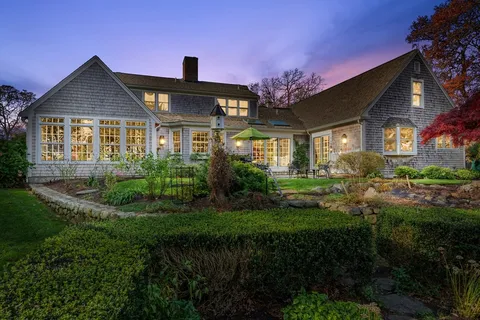 $2,950,000 | 41 Court Street, Chatham, MA 02650
