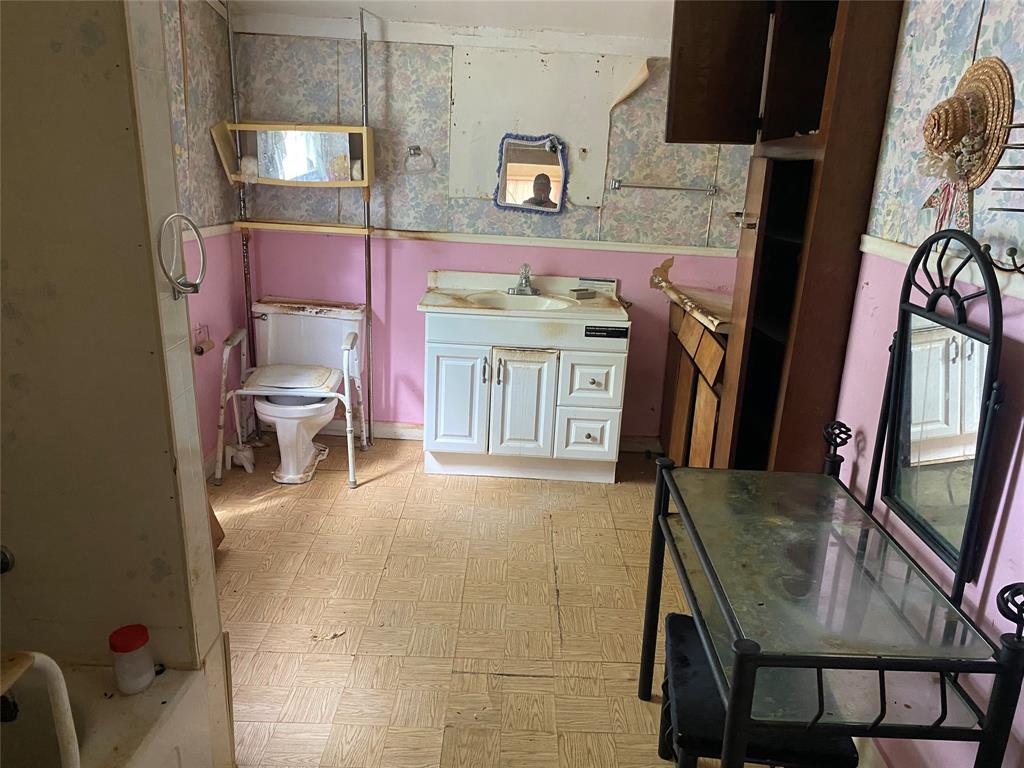206 First Street Bangs, TX 76823 - Photo 13 of 14