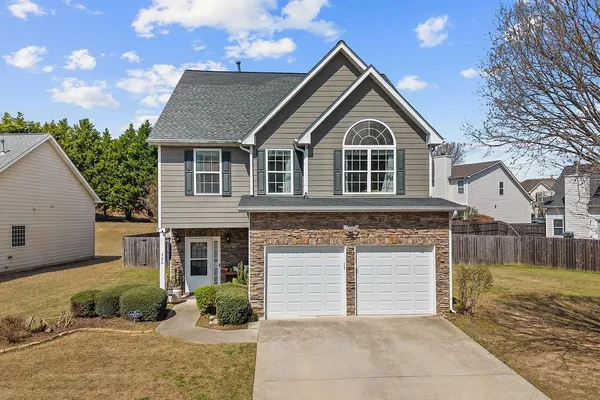 $547,000 | 320 Blackwood Lane, Suwanee, GA 30024