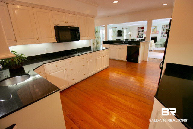 4214 Rochester Road Mobile, AL 36608 - Photo 4 of 21 Kitchen with chopping sink