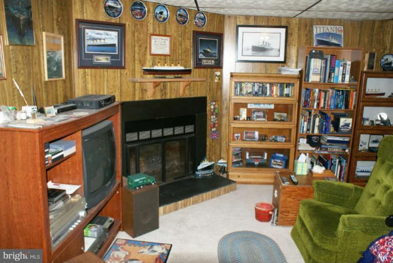 15743 Haynes Road Laurel, MD 20707 - Photo 11 of 17 Recreation Room