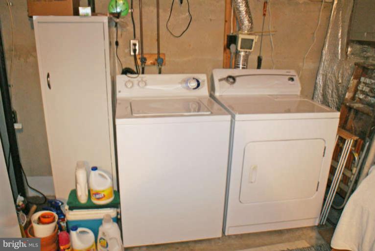 15743 Haynes Road Laurel, MD 20707 - Photo 14 of 17 Laundry Room