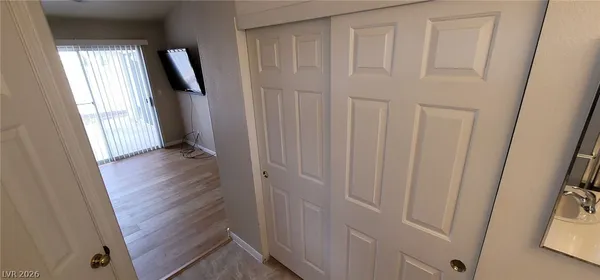 $2,055 | 1533 Waterton Drive, Las Vegas, NV 89144