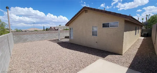 $2,055 | 1533 Waterton Drive, Las Vegas, NV 89144