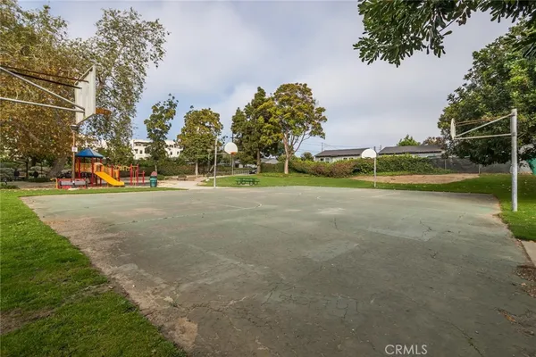 $799,000 | 1530 East Thompson Boulevard, Ventura, CA 93001