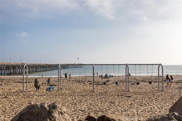 $799,000 | 1530 East Thompson Boulevard, Ventura, CA 93001