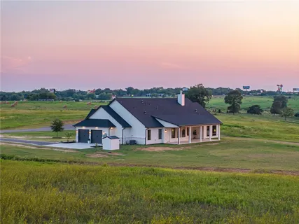 $915,000 | 10343 Sunny Mdw Drive, Chappell Hill, TX 77426
