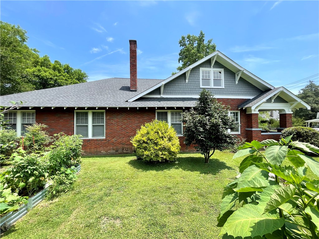 502 Chestnut Street Abbeville, SC 29620 - Photo 11 of 47