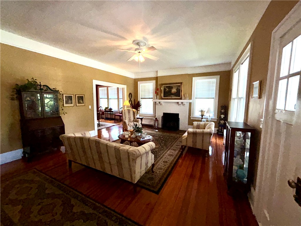 502 Chestnut Street Abbeville, SC 29620 - Photo 15 of 47