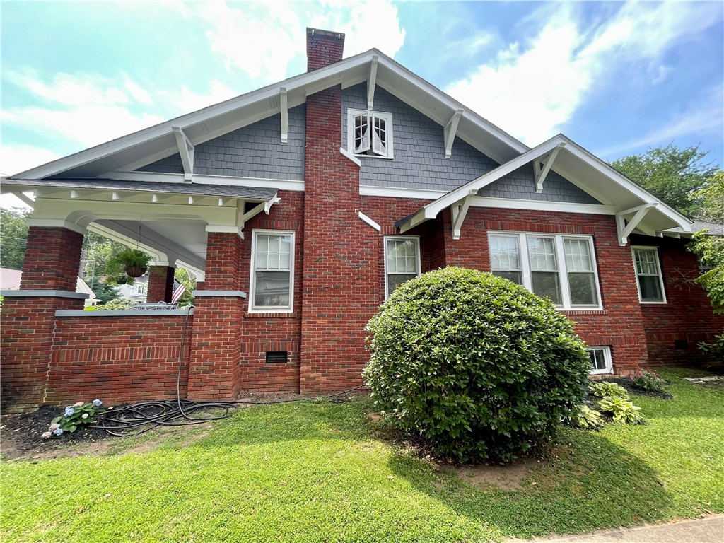 502 Chestnut Street Abbeville, SC 29620 - Photo 6 of 47