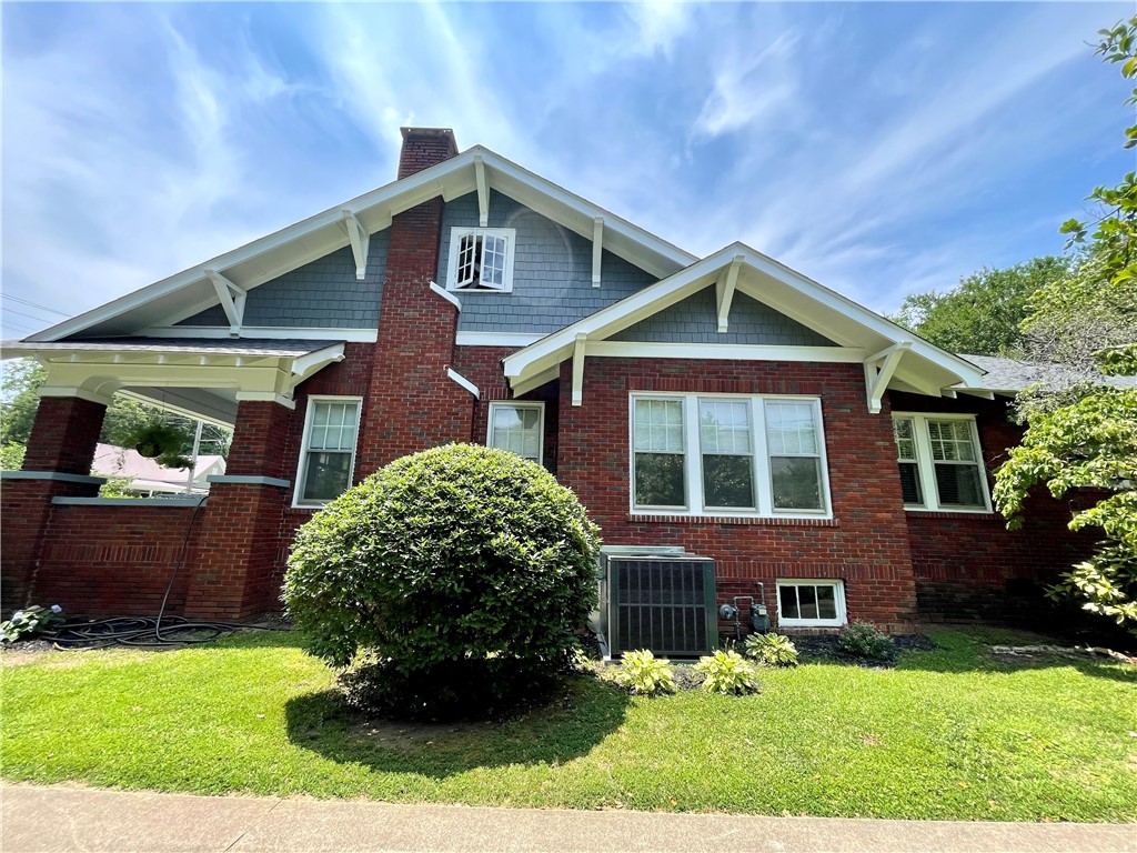 502 Chestnut Street Abbeville, SC 29620 - Photo 8 of 47