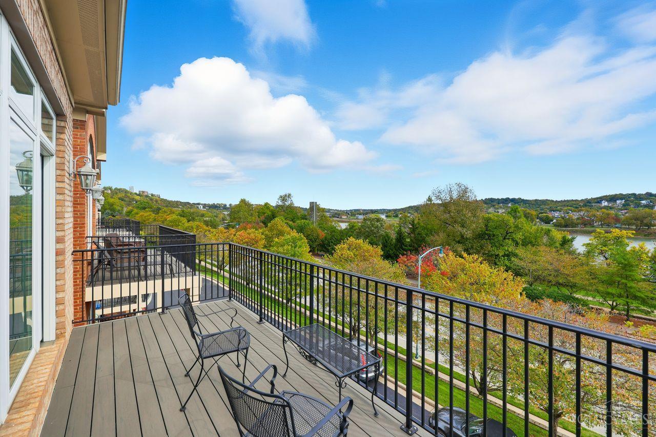 1430 Riverside Drive Cincinnati, OH 45202 - Photo 47 of 58