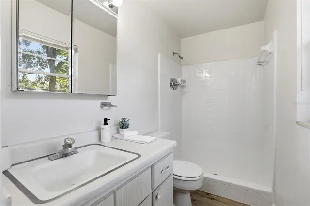 $399,900 | 4411 Northwest 14th Place, Gainesville, FL 32605