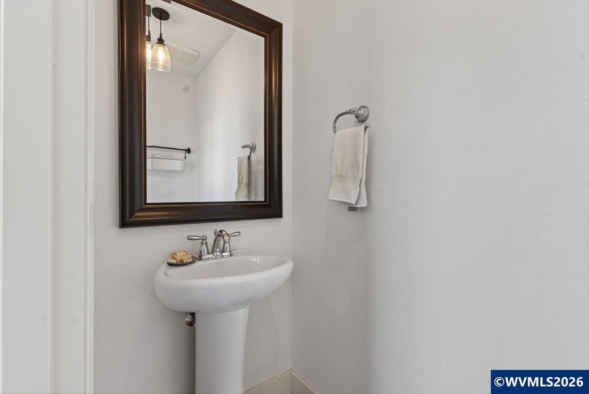 38181 Gilkey Road Scio, OR 97374 - Photo 18 of 47 Gallery Image 18