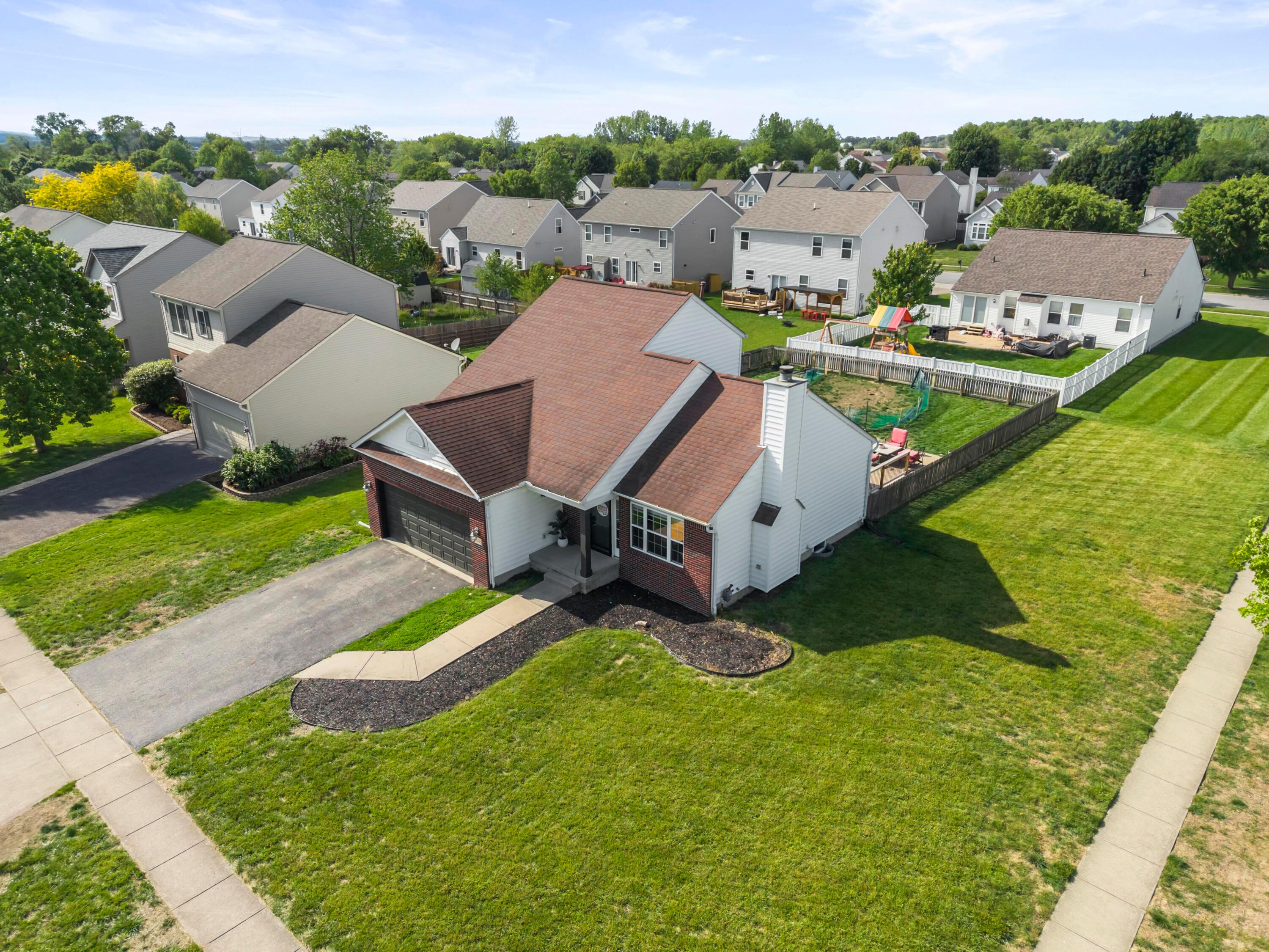 2605 Spring Grove Avenue Lancaster, OH 43130 - Photo 6 of 53 53-print-DJI_20260513165034_0060_D