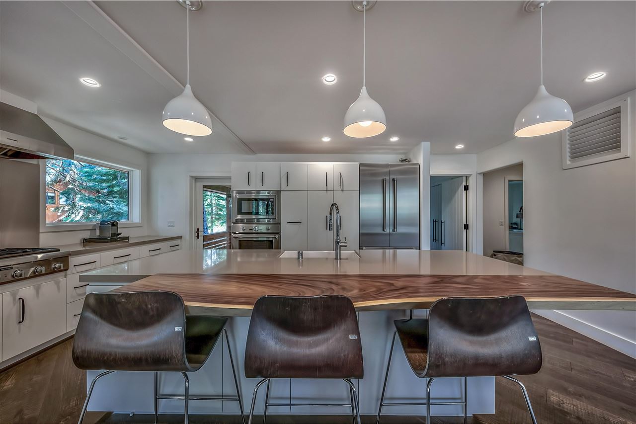 14732 Tyrol Road Truckee, CA 96161 - Photo 8 of 20