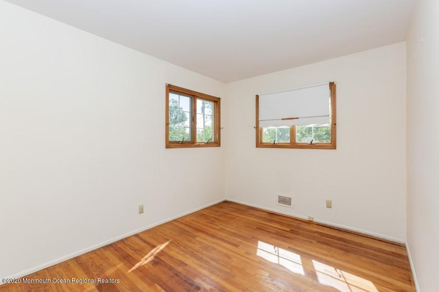 4 Fordham Road Parlin, NJ 08859 - Photo 14 of 19 4 Fordham 14