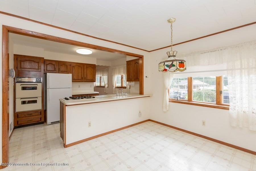 4 Fordham Road Parlin, NJ 08859 - Photo 6 of 19 4 Fordham 16