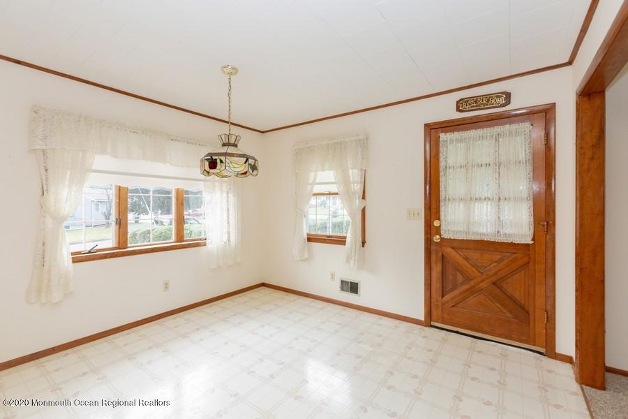 4 Fordham Road Parlin, NJ 08859 - Photo 9 of 19 4 Fordham 17