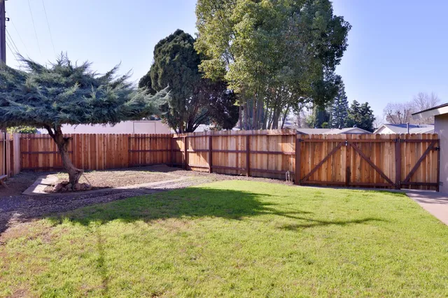 $678,000 | 2345 Rogue River Drive, Sacramento, CA 95826