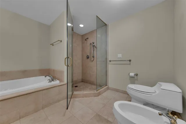 $1,499,000 | 2110 North Ocean Boulevard, Unit 22A, Fort Lauderdale, FL 33305